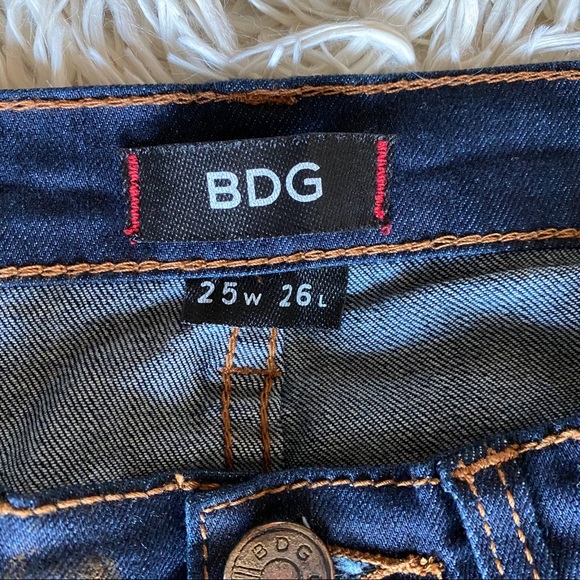 BDG Cigarette Grazer Jeans - Picture 5 of 7